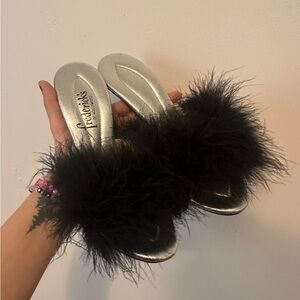 Y2K Fluffy kitten heels